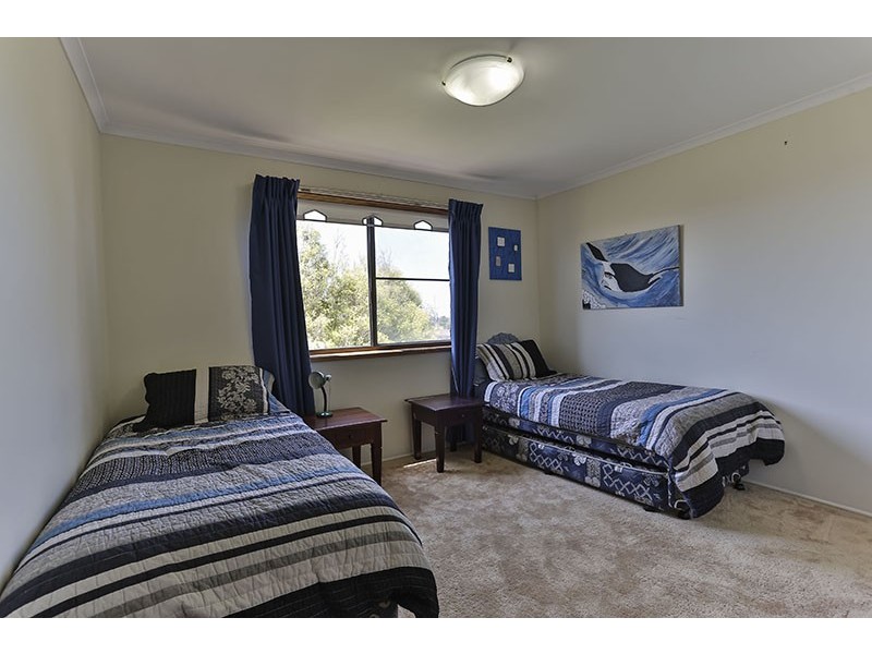 33 Jason Street, Wilsonton Heights QLD 4350