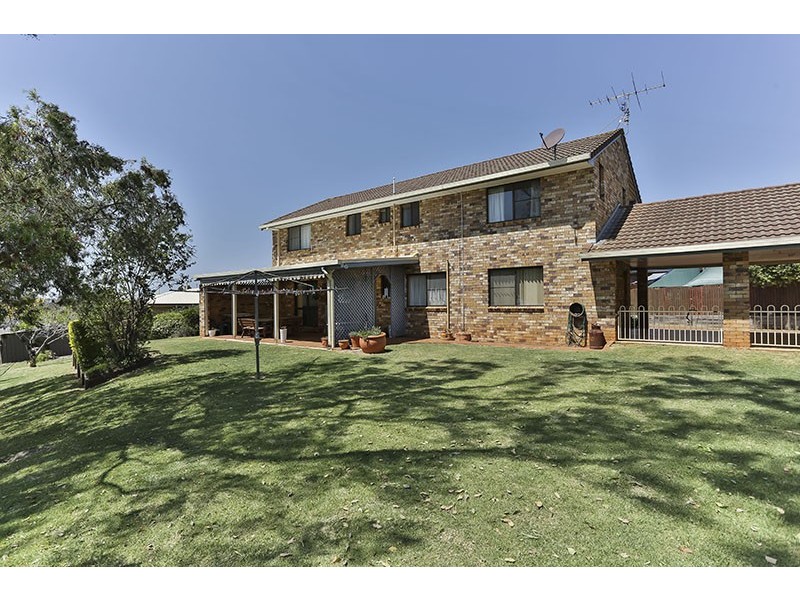 33 Jason Street, Wilsonton Heights QLD 4350