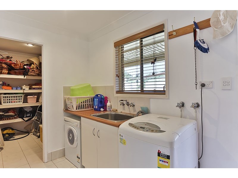 7 Madison Court, Glenvale QLD 4350