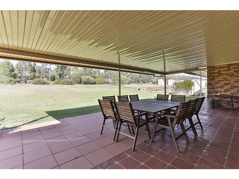 7 Madison Court, Glenvale QLD 4350