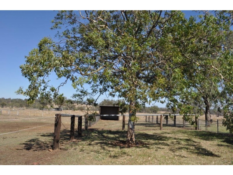 368 Croxley Road, Biddeston QLD 4401