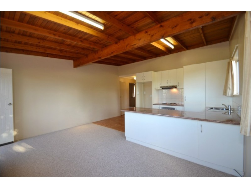 Unit 1/24 Claret Street, Wilsonton Heights QLD 4350