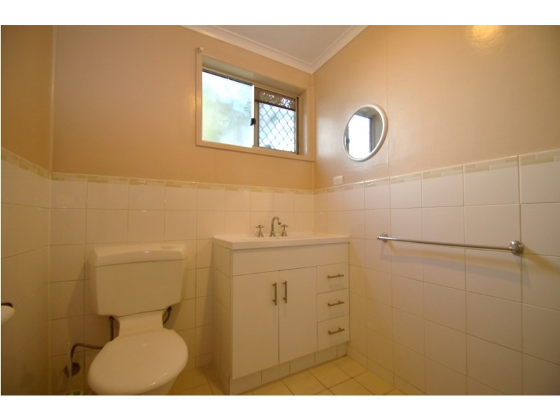 Unit 1/24 Claret Street, Wilsonton Heights QLD 4350