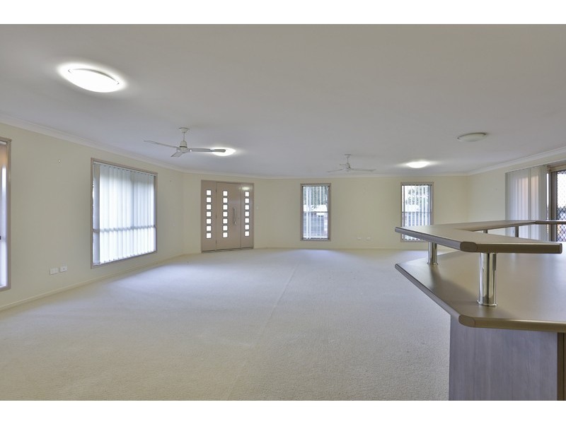 2 Japonica Street, Newtown QLD 4350