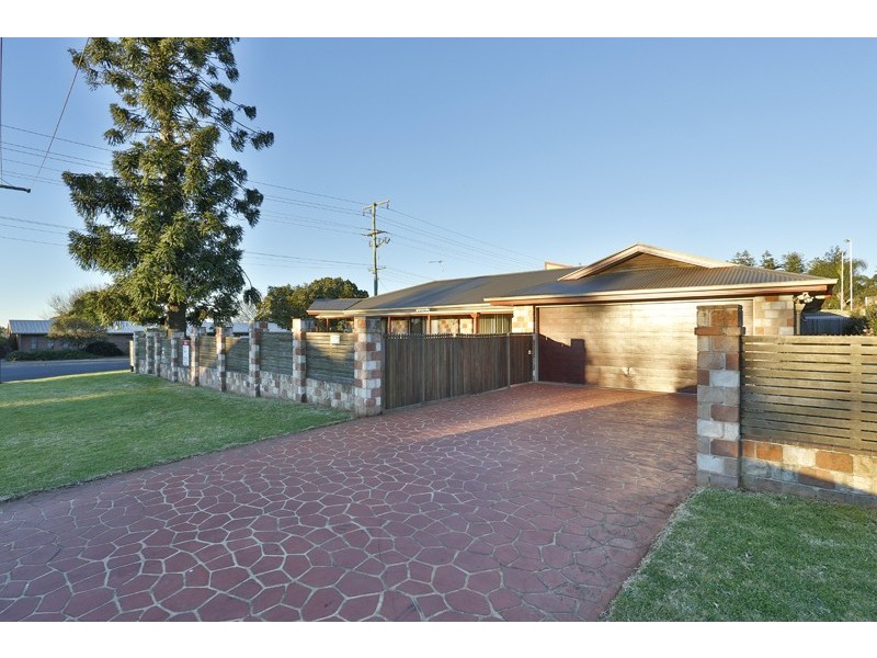 2 Japonica Street, Newtown QLD 4350