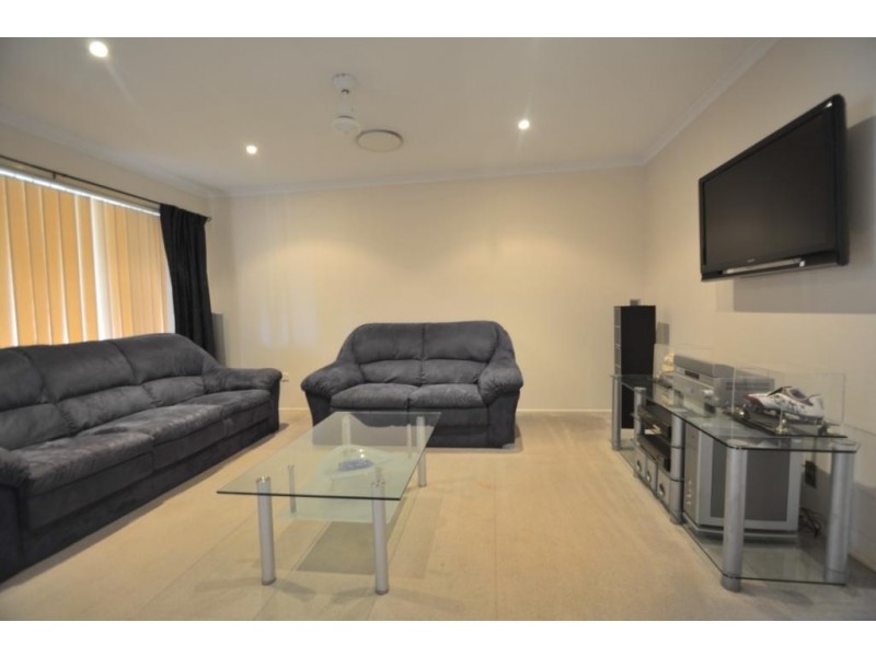 17 Liquidambar Street, Glenvale QLD 4350