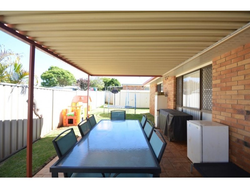 17 Liquidambar Street, Glenvale QLD 4350