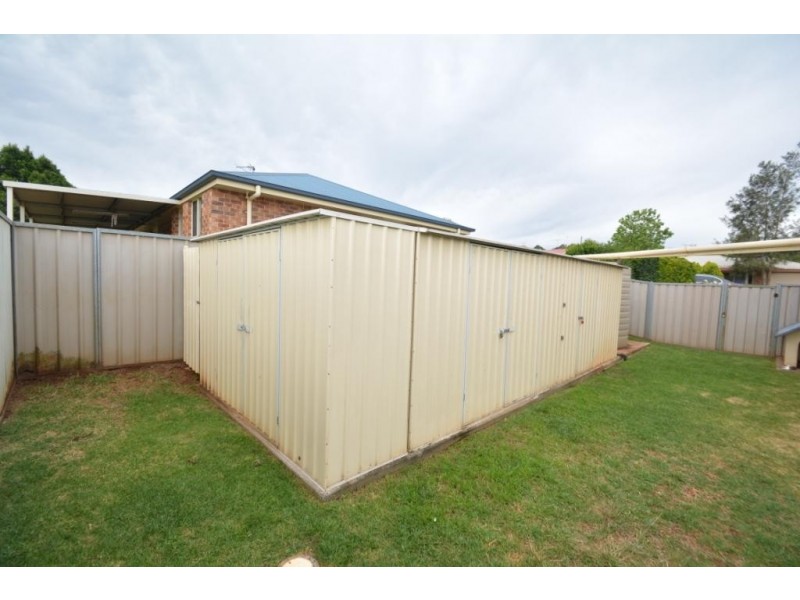 17 Liquidambar Street, Glenvale QLD 4350
