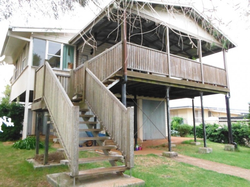 4 Corser Street, Centenary Heights QLD 4350