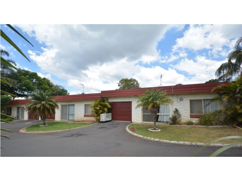 4 Catto Street, Centenary Heights QLD 4350