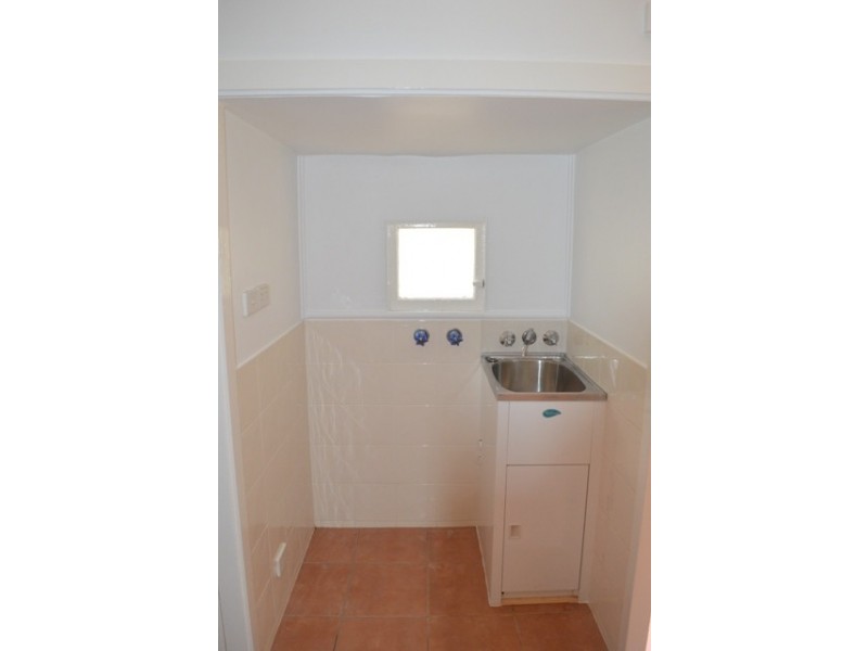 249 West Street, Harristown QLD 4350