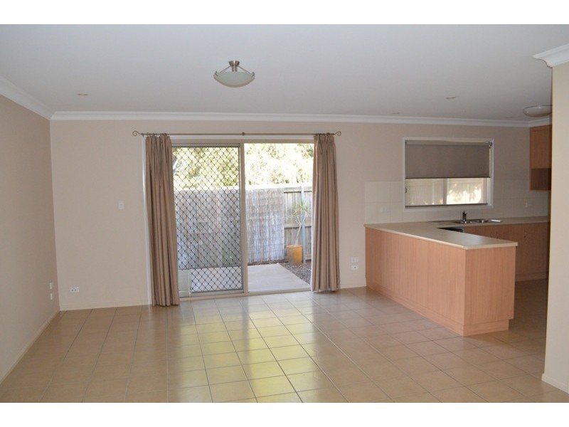 2/24A Payne Street, Wilsonton QLD 4350