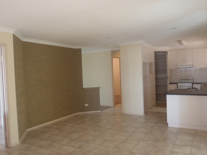 13 Swartz Street, Kearneys Spring QLD 4350