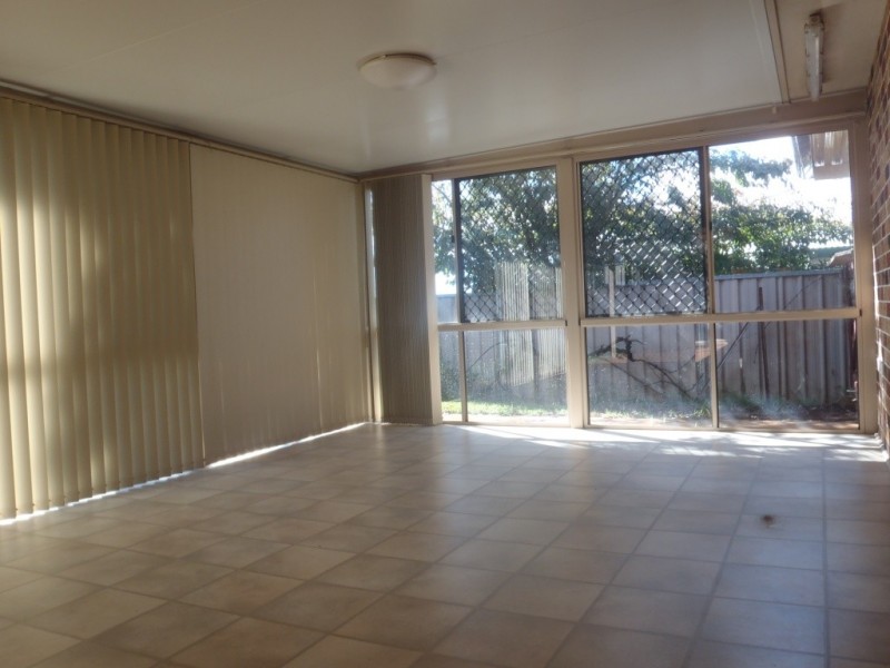 13 Swartz Street, Kearneys Spring QLD 4350