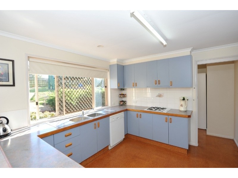 13 Kurrajong Court, Meringandan West QLD 4352