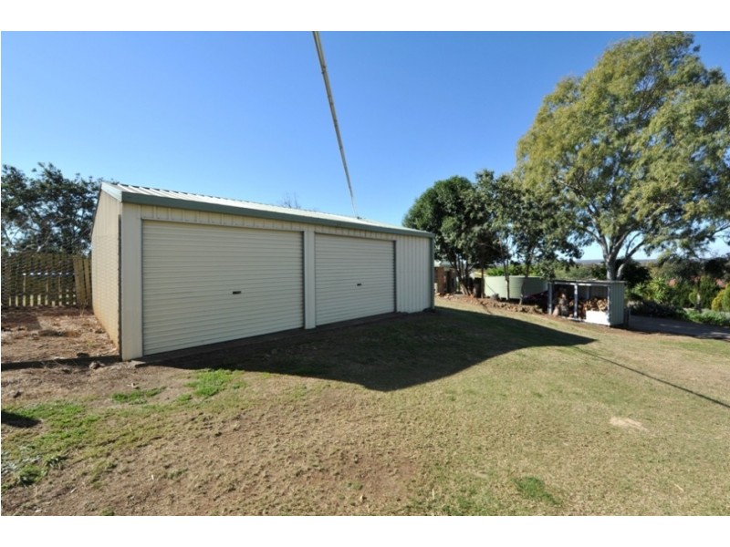 13 Kurrajong Court, Meringandan West QLD 4352