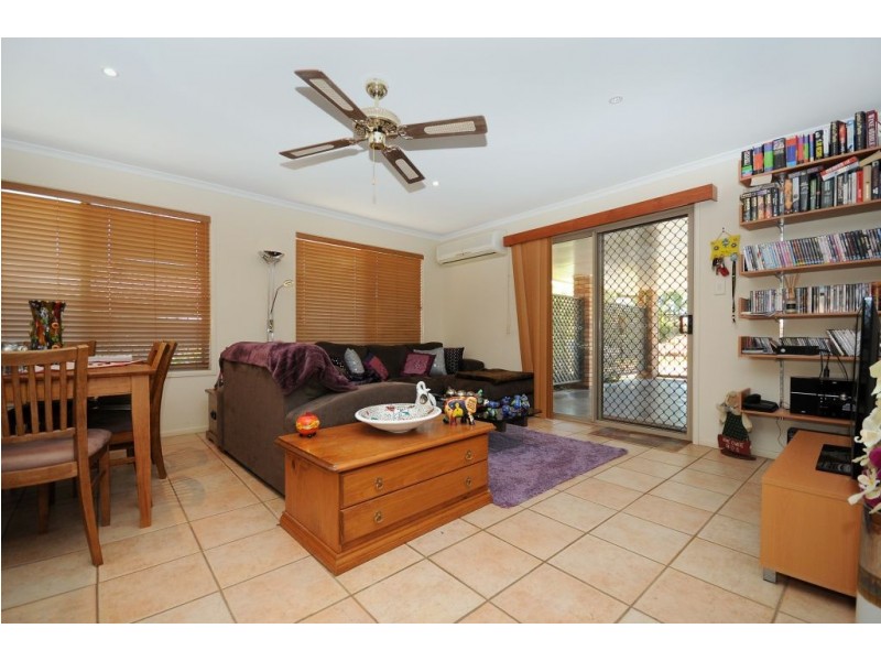 21 Lorraine Crescent, Centenary Heights QLD 4350