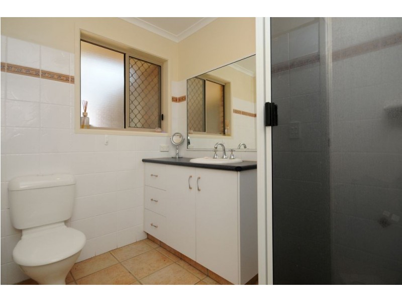 21 Lorraine Crescent, Centenary Heights QLD 4350