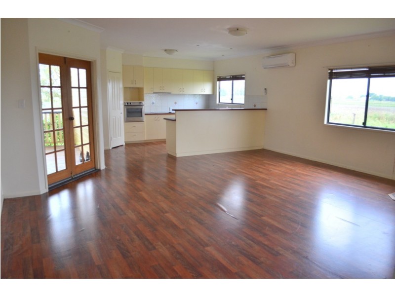 90 Devon Park Road, Oakey QLD 4401