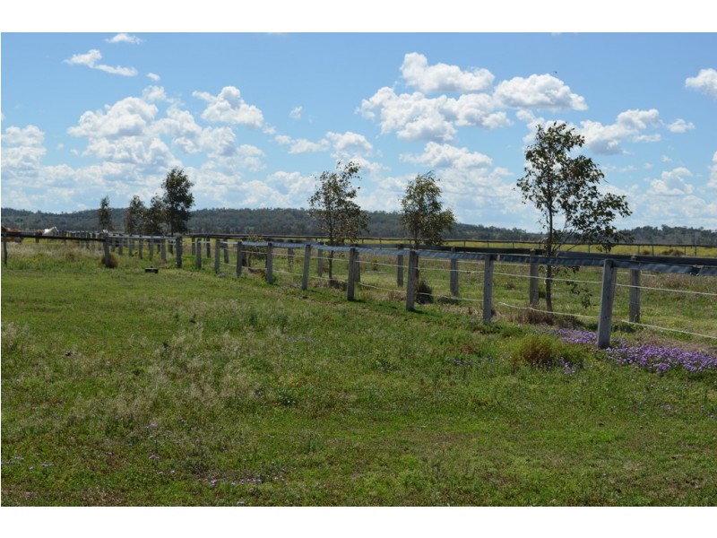 90 Devon Park Road, Oakey QLD 4401