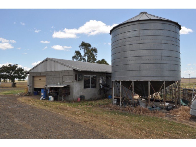 22 Clarkes Road, Clifton QLD 4361