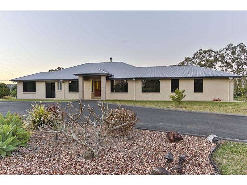 12 Claudia Court, Top Camp QLD 4350