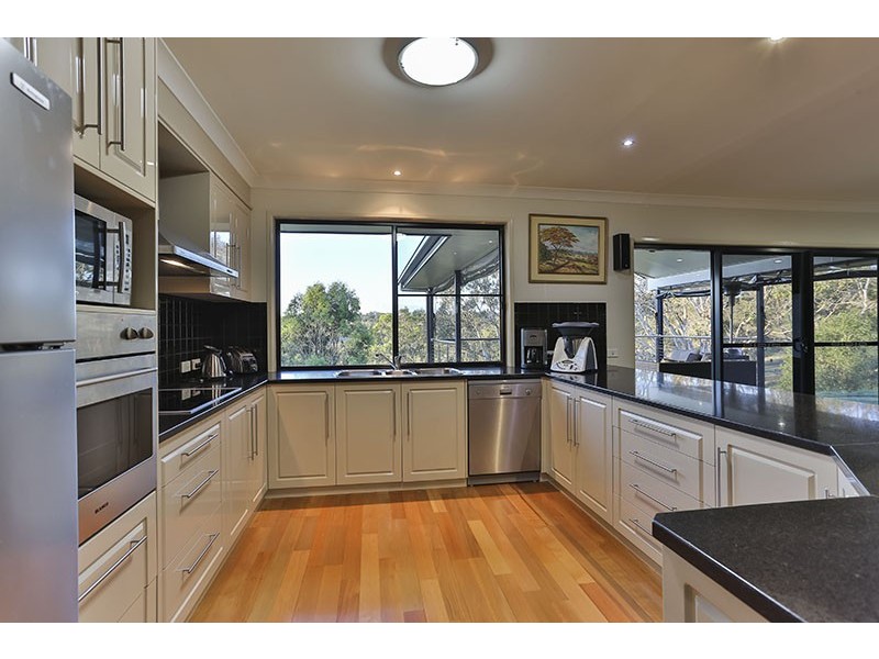 12 Claudia Court, Top Camp QLD 4350