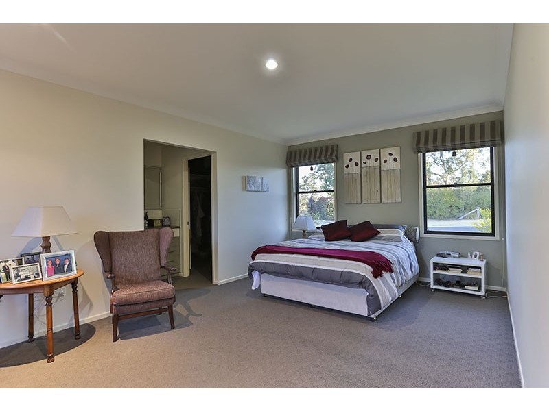 12 Claudia Court, Top Camp QLD 4350