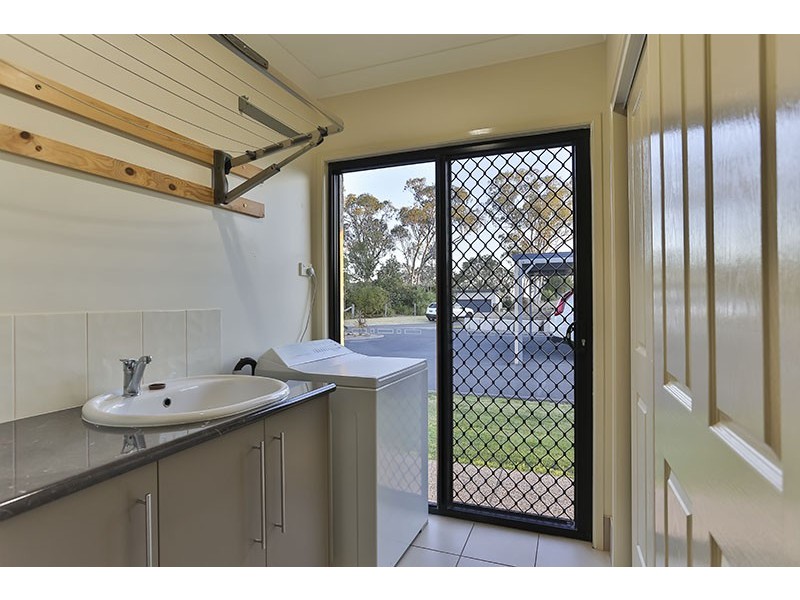 12 Claudia Court, Top Camp QLD 4350