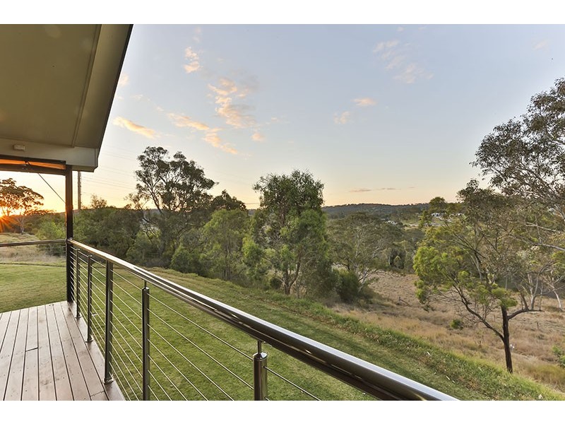 12 Claudia Court, Top Camp QLD 4350