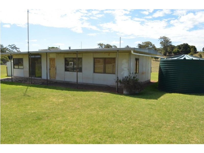 77 Hill Road, Groomsville QLD 4352