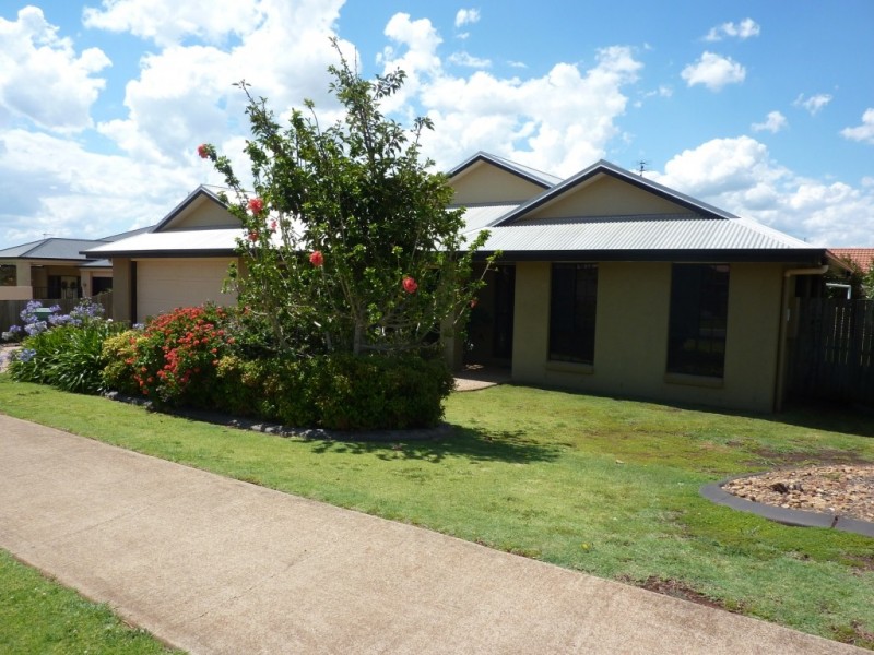 50 Wood Drive, Middle Ridge QLD 4350