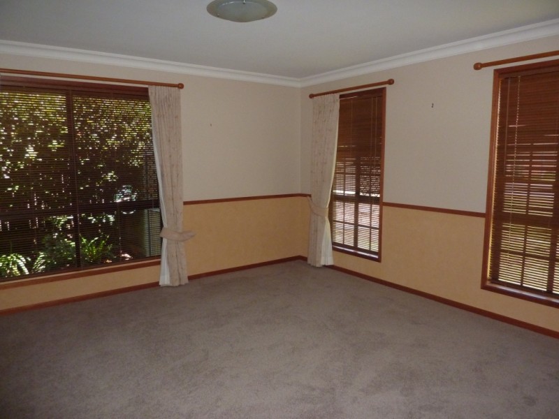 50 Wood Drive, Middle Ridge QLD 4350
