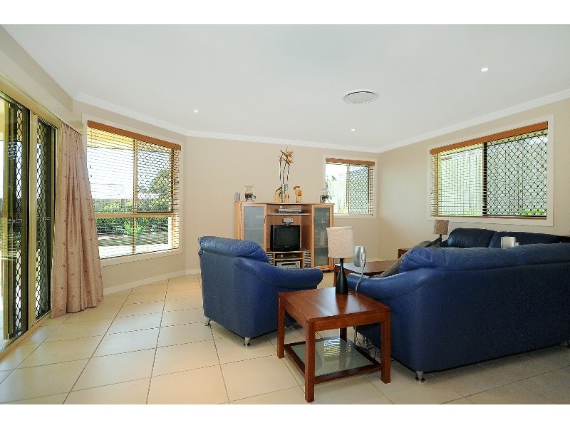 8 Pelican Drive, Rangeville QLD 4350