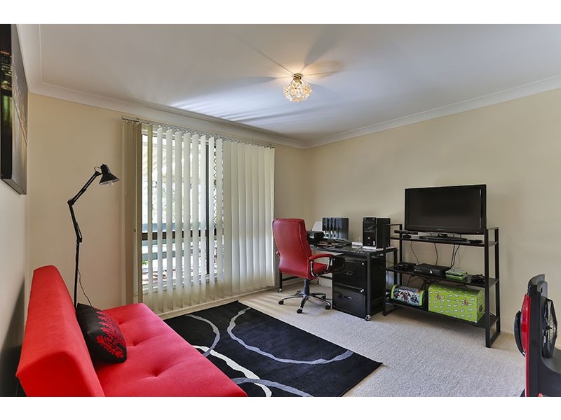 6 Clifford St, Meringandan West QLD 4352