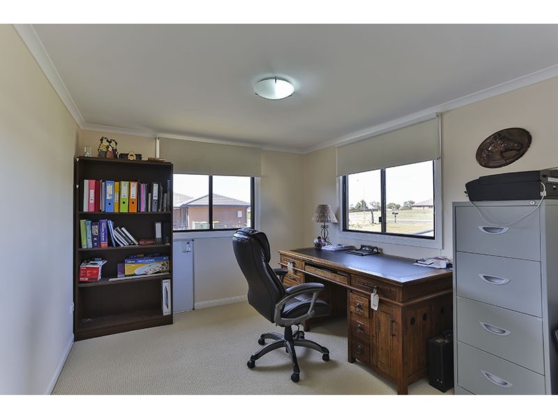 56 Phipps Drive, Meringandan West QLD 4352