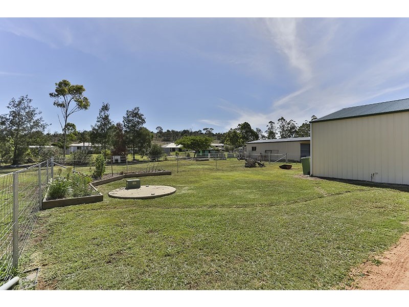 56 Phipps Drive, Meringandan West QLD 4352