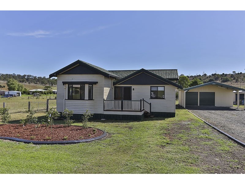 56 Phipps Drive, Meringandan West QLD 4352