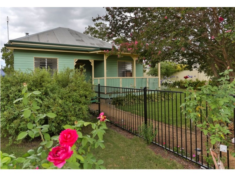14 Commonwealth Street, Clifton QLD 4361