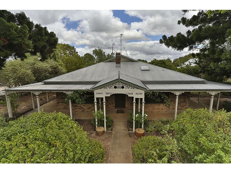 45 Curzon Street, East Toowoomba QLD 4350