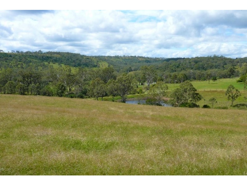 214 Meynink Road, Hodgson Vale QLD 4352