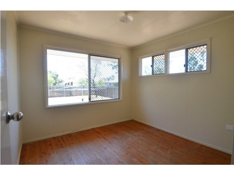 38 Proposch Street, Oakey QLD 4401