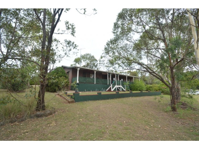 10 Vista Ct, Withcott QLD 4352