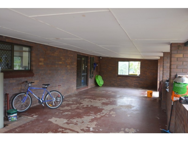 10 Vista Ct, Withcott QLD 4352