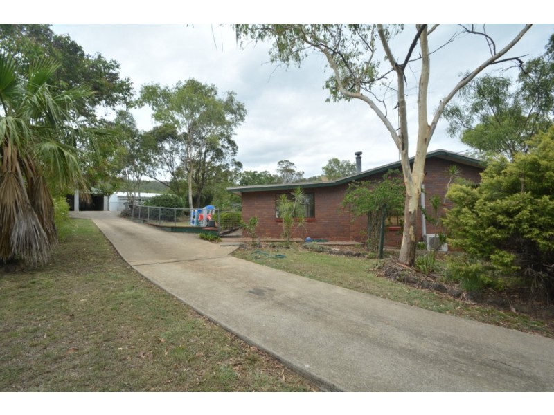 10 Vista Ct, Withcott QLD 4352