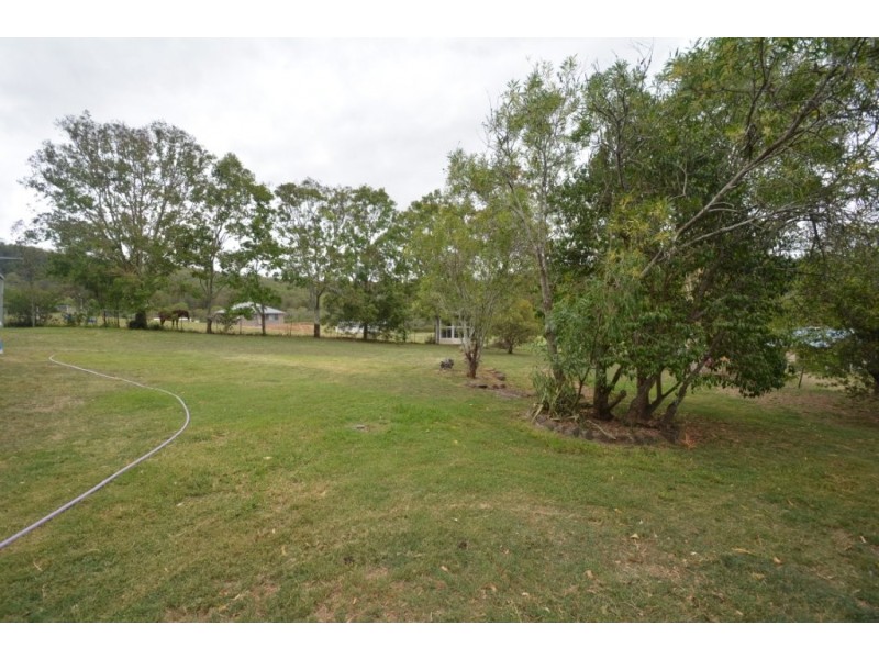 10 Vista Ct, Withcott QLD 4352