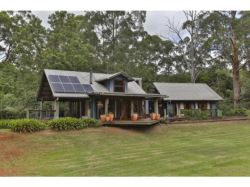 70 Wilkes Road, Hampton QLD 4352