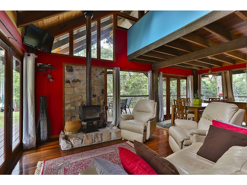 70 Wilkes Road, Hampton QLD 4352