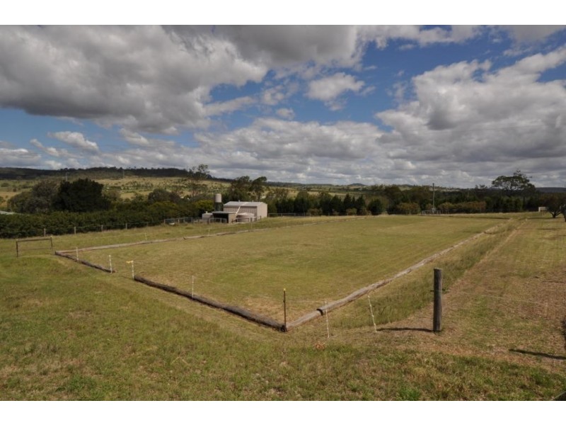 38 Carroll Road, Hodgson Vale QLD 4352