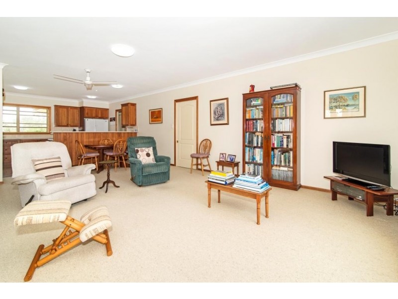 38 Carroll Road, Hodgson Vale QLD 4352